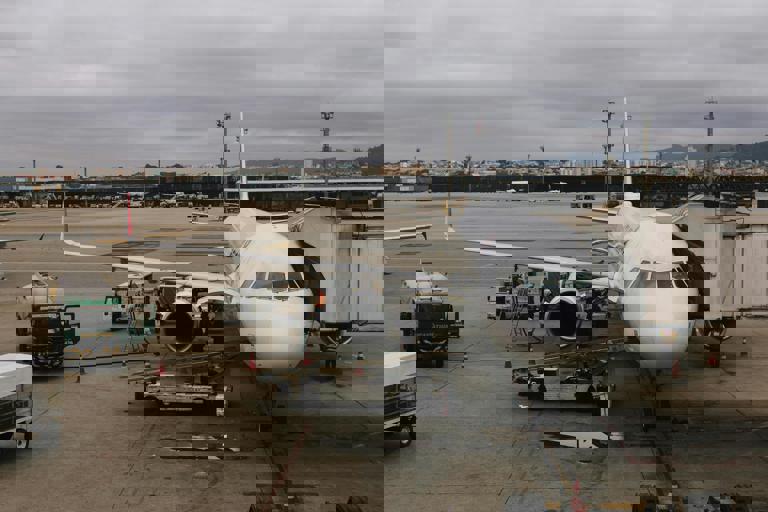 Synthetic Fuel Pilot Powers First Commercial Airline Flight Without Petroleum